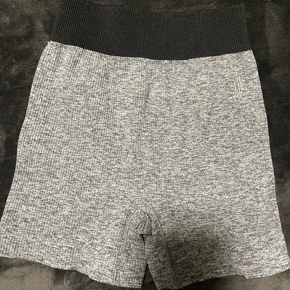 NWOT Free People Movement Prajna shorts - Picture 3 of 3
